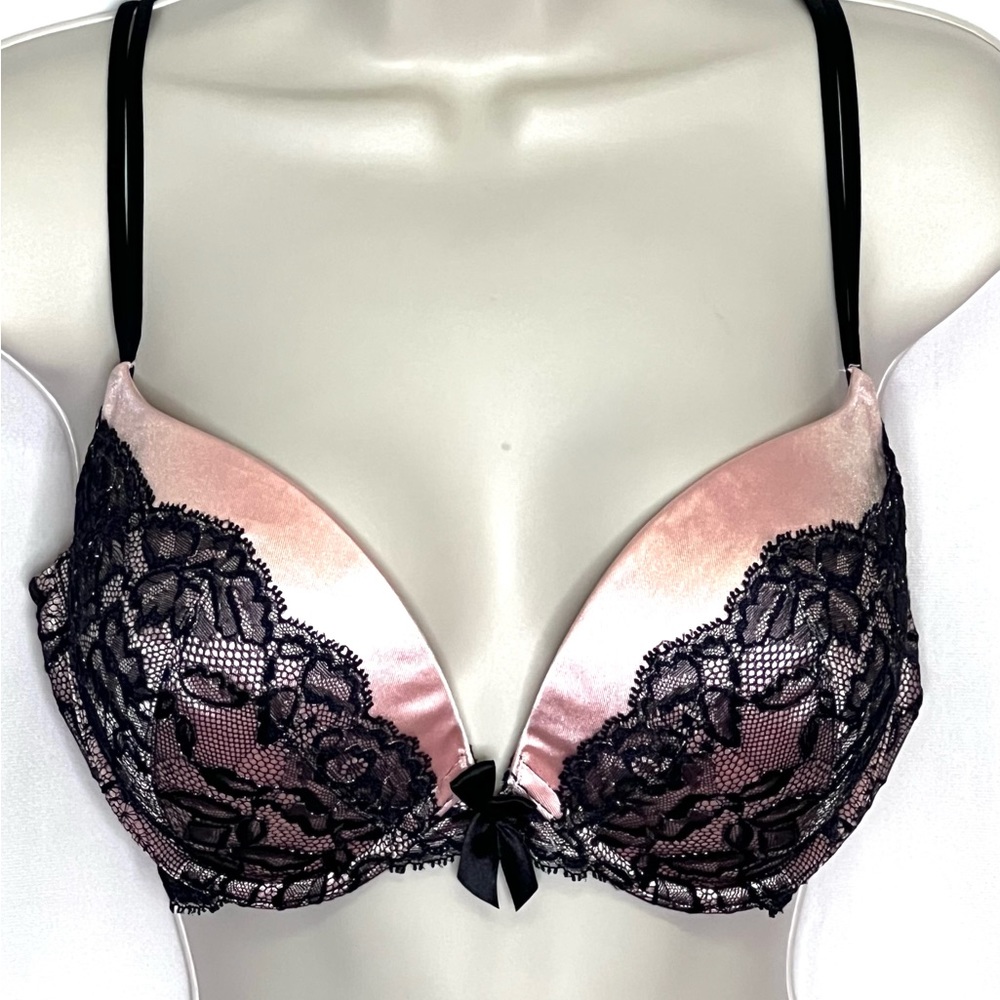 Victoria Secret Very Sexy Plunge 36D Pink  Black lace